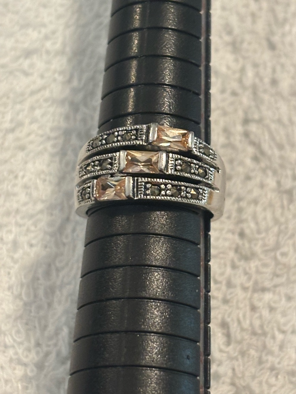 Multi row ring with champagne colored stones silver tone